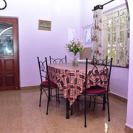 Casa Dcm And Esmeralda - Villa'S And Lake View Rooms In Bambolim With Swimming Pool Acces Экстерьер фото