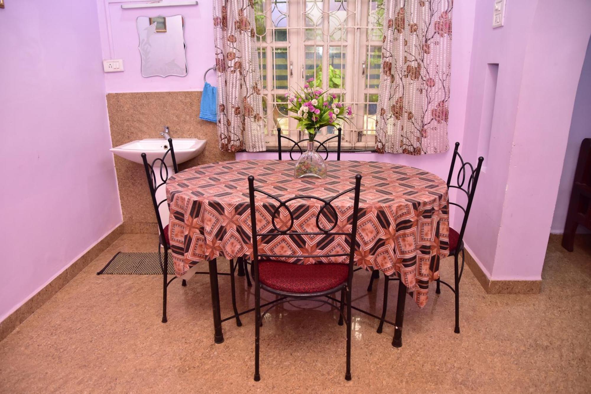 Casa Dcm And Esmeralda - Villa'S And Lake View Rooms In Bambolim With Swimming Pool Acces Экстерьер фото
